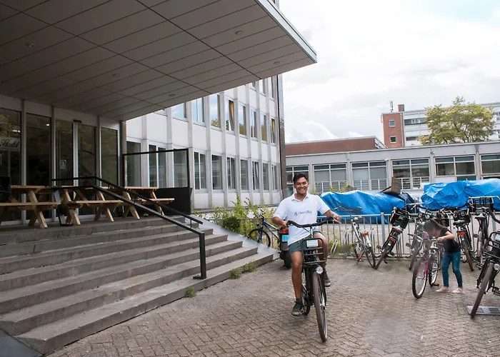 Dutchies Hostel Amsterdam
